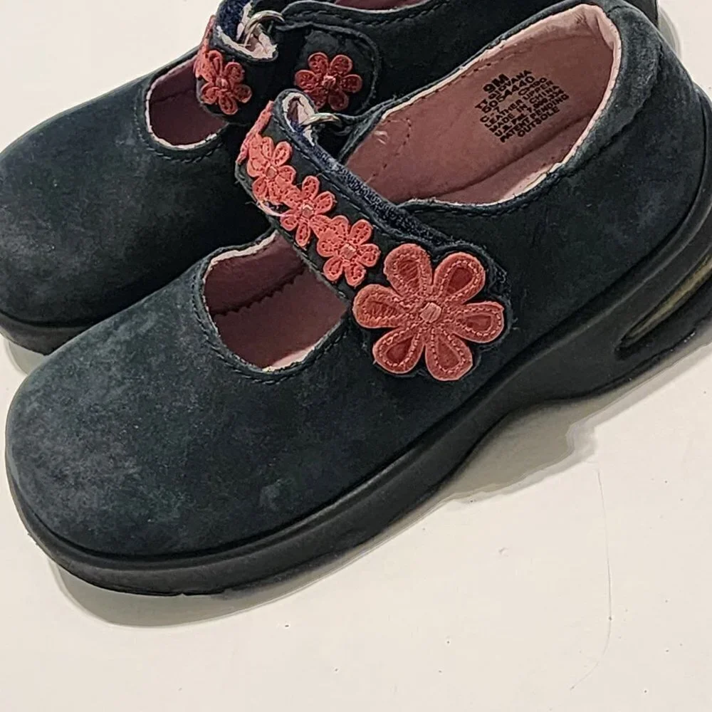 Stride rite toddler girl shoes size 9M Giovana